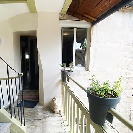 Wood Stone And Wine Apartment โบน ภายนอก รูปภาพ