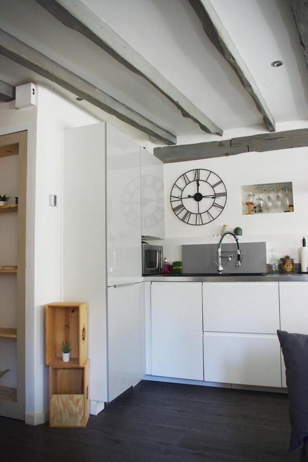 Wood Stone And Wine Apartment โบน ภายนอก รูปภาพ